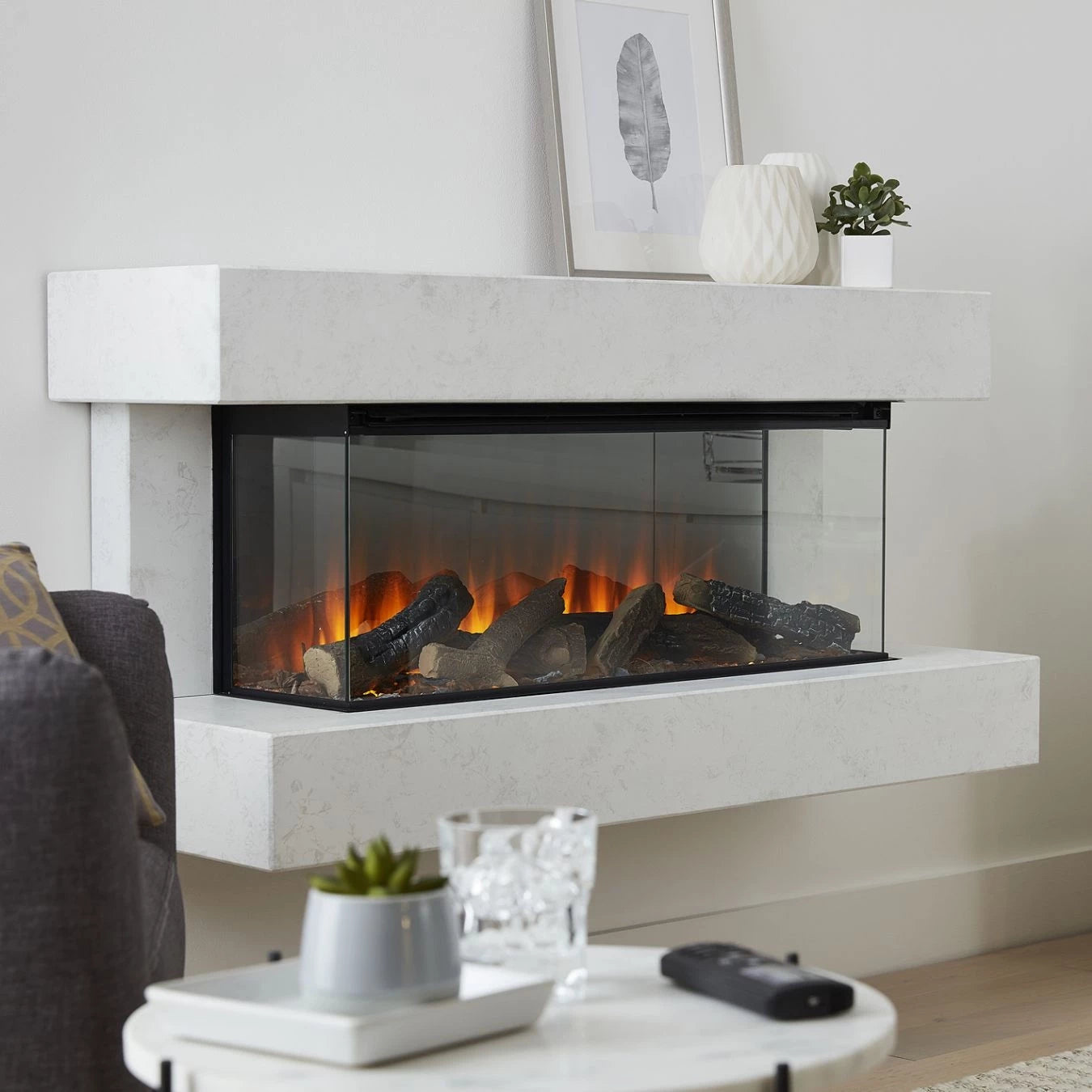 bílý elektrický krb