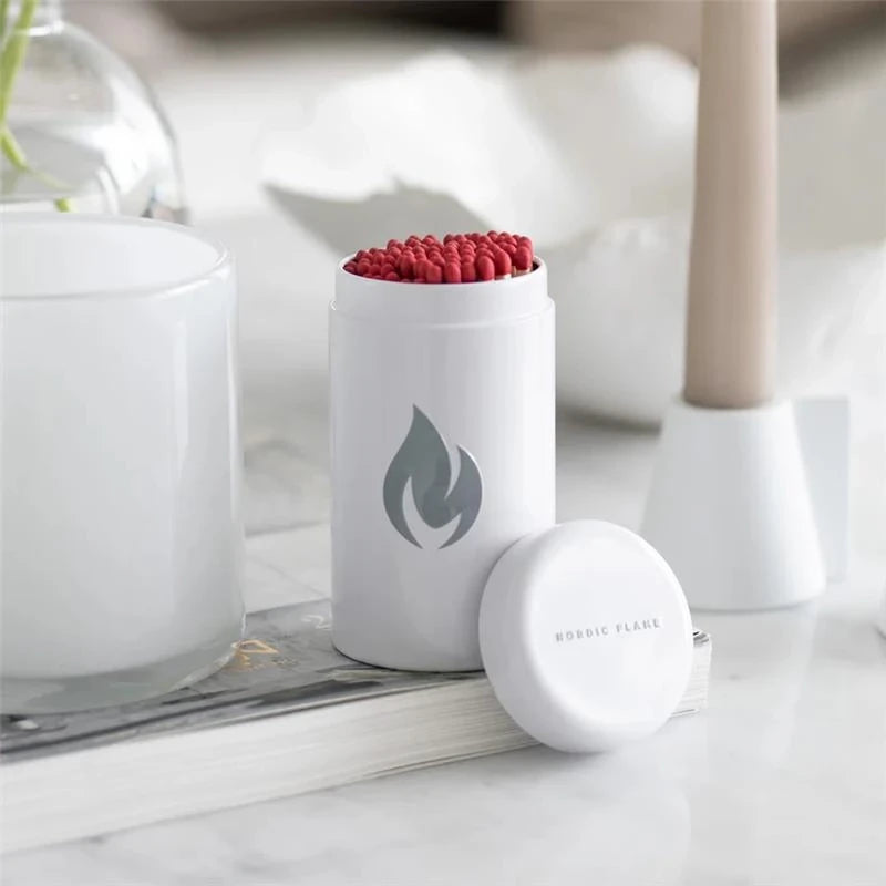 Designový zápalkovník – bílý